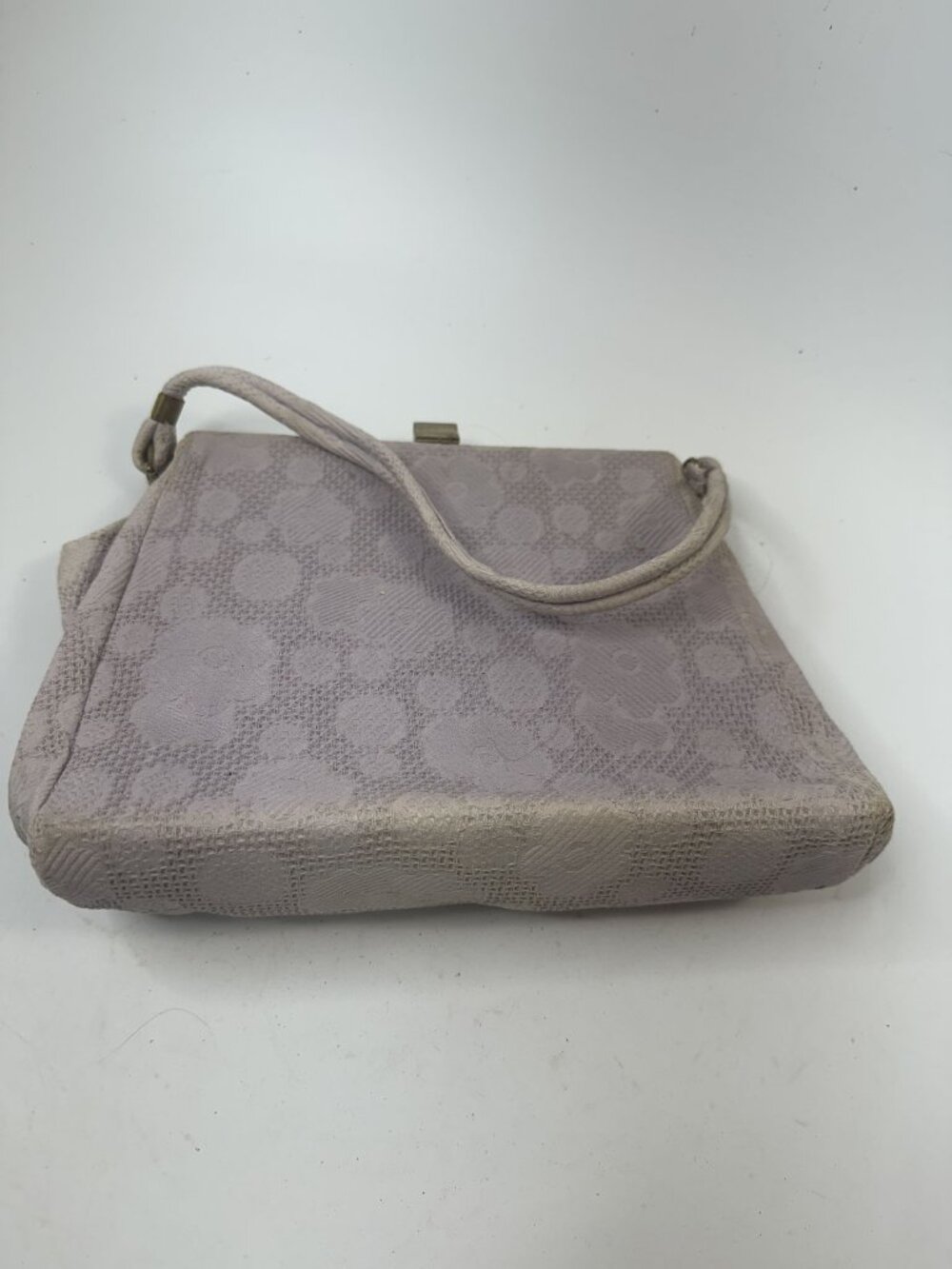 Vintage Lavender Floral Pattern Clutch Purse With Top Snap Closure & Black Inter